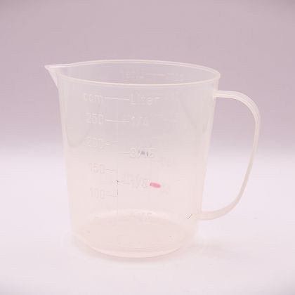 messbecher